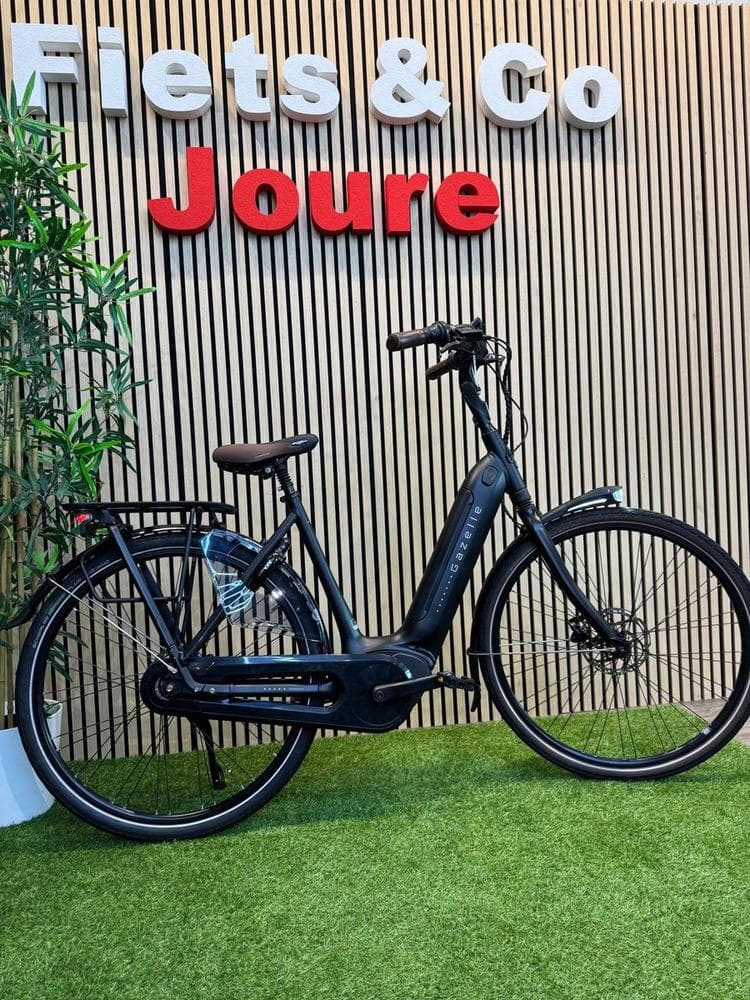 E-bike voor de lattenwand van Fiets & Co Joure